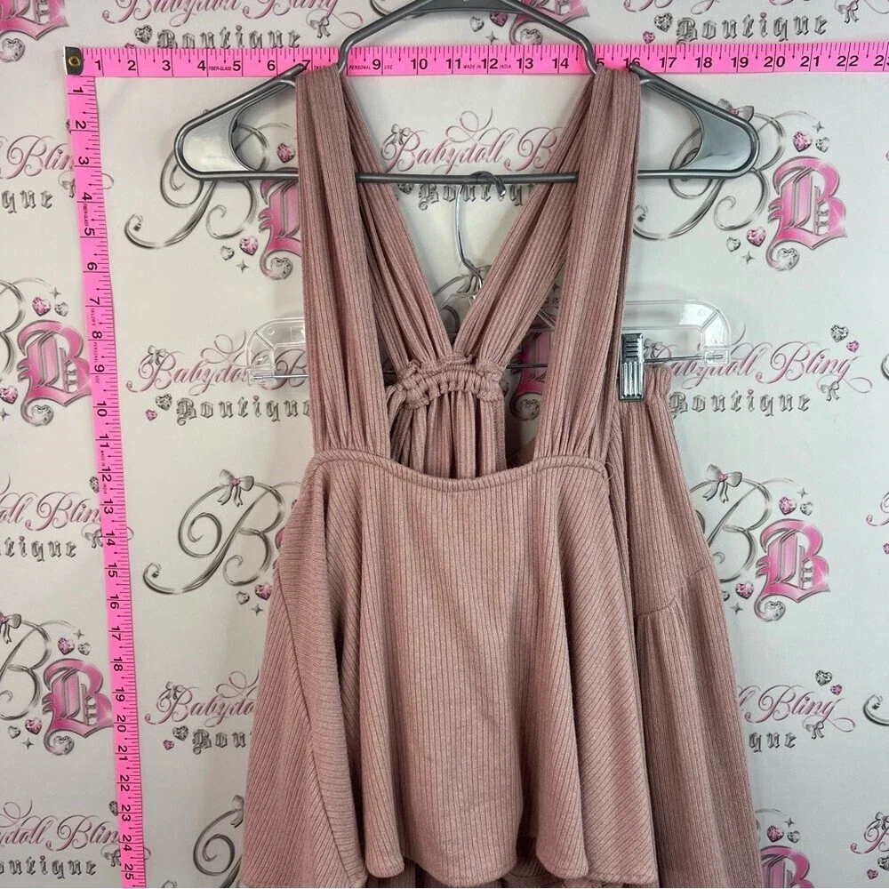 Free people set Mauve Ribbed 2-piece Pants and Top set with Sweetheart Neckline